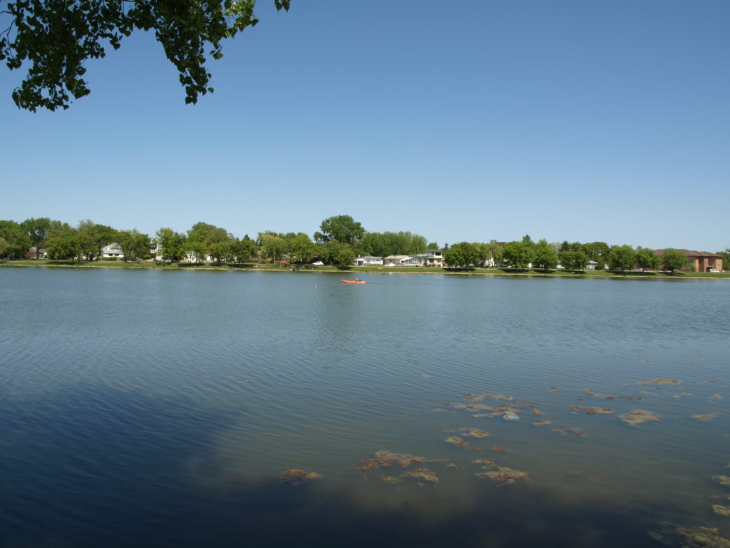 A Nutrient Management Plan for Crescent Lake, Manitoba Water Canada