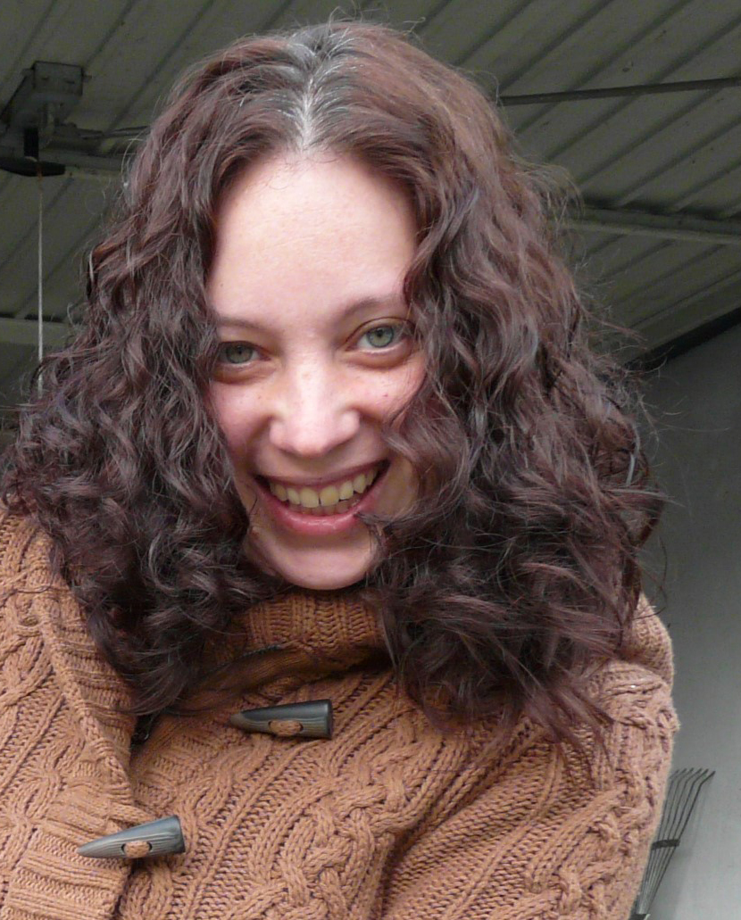 Maggie Xenopoulos' headshot
