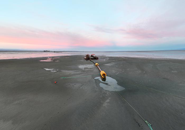 Fraser Estuary pilot uses river sediment to fight rising seas